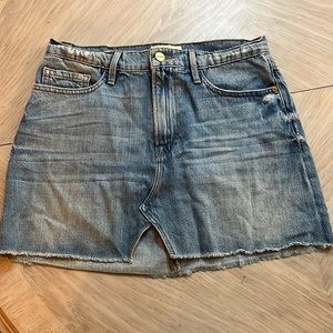 Frame denim “le mini” skirt sz 25
